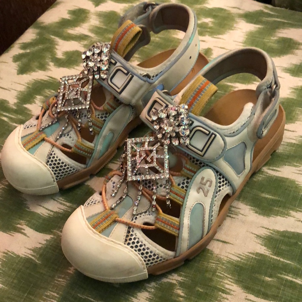 Gucci tinsel sandals